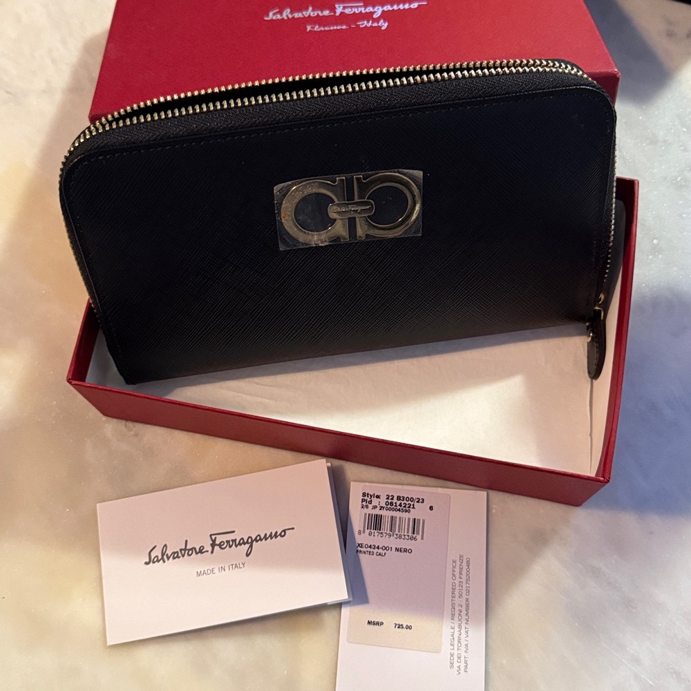 ✨ Salvatore Ferragamo Black Wallet ✨ Brand New | Never Used | All Tags